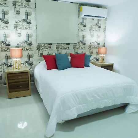 Malecon Premium Rooms & Hotel Санто-Домінго Екстер'єр фото